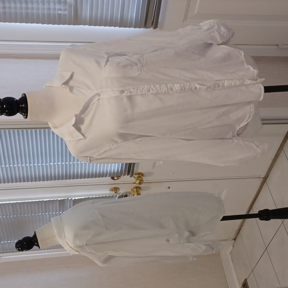 4/$80 White 3/4 Sleeve Blouse - Size Medium